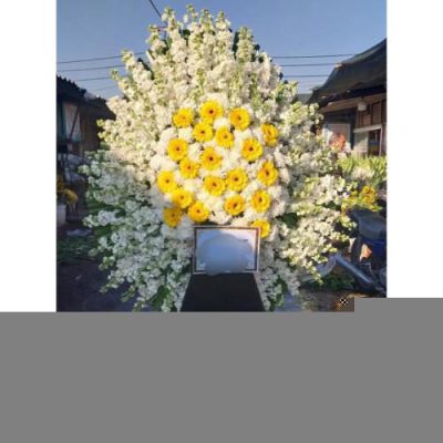 تاج گل دو طبقه برای مراسم ختم در مسجد امام حسن خیابان جمهوری 724