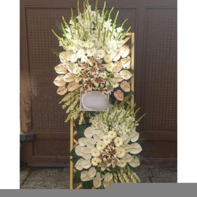 تاج گل یک طبقه برای مراسم یادبود در مسجد امام حسن خیابان سعادت‌آباد 798