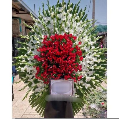 تاج گل یک طبقه برای مراسم یادبود در مسجد امام حسین خیابان جردن 792