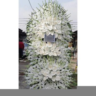 تاج گل دو طبقه برای مراسم ختم در مسجد امام جعفر صادق خیابان فرشته 784