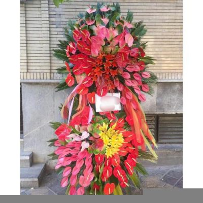 تاج گل برای نمایشگاه صنعت و فناوری 1466