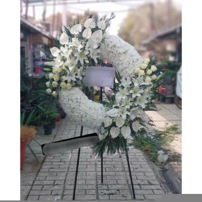 تاج گل چهار طبقه برای مراسم خاکسپاری در آرامستان امامزاده طاهر 969