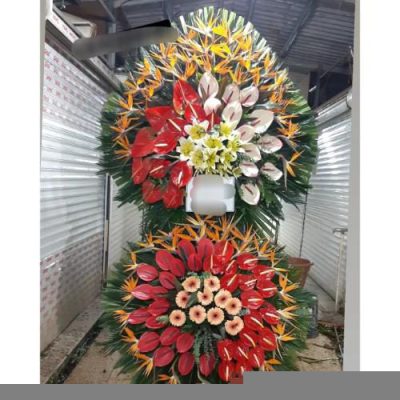 تاج گل برای نمایشگاه لباس و مد 1147
