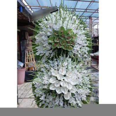تاج گل برای نمایشگاه جواهرات و ساعت 1057