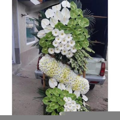 تاج گل دو طبقه برای مراسم ختم در مسجد امام حسین خیابان نیاوران 912