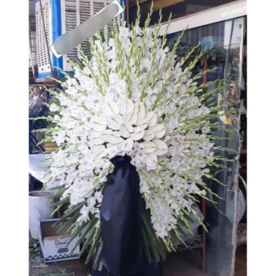 تاج گل یک طبقه برای مراسم یادبود در مسجد امام حسین خیابان فرشته 890