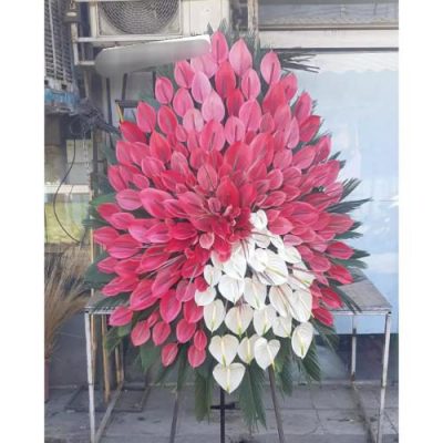 تاج گل برای نمایشگاه فرش دستباف 1016