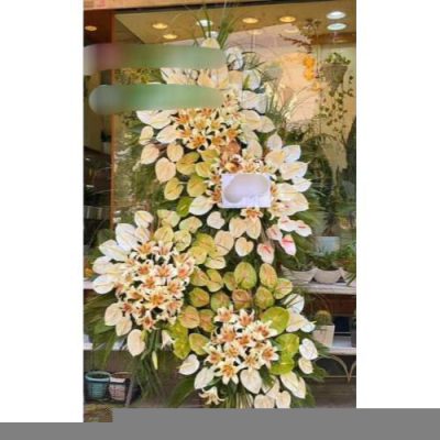 تاج گل برای نمایشگاه اطلاعات و فناوری 1457
