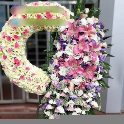 فروش تاج گل برای افتتاحیه نمایشگاه‌های علمی 2111