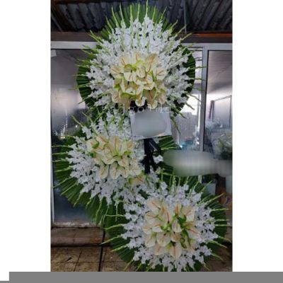 تاج گل یک طبقه برای مراسم یادبود در مسجد امام حسین میدان ولیعصر 757