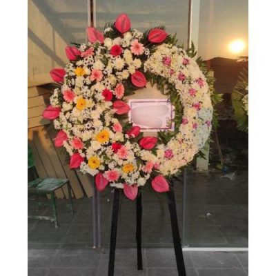 تاج گل برای افتتاحیه سفره‌خانه‌های سنتی 1611
