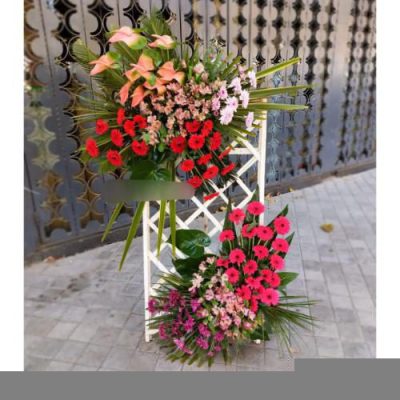 تاج گل ویژه افتتاحیه کارگاه‌های هنری 1701