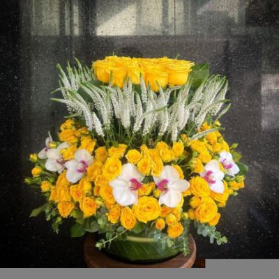 تحویل فوری دسته گل در برج مترو 2811