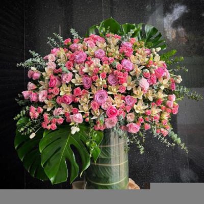 تحویل فوری دسته گل در برج اورانوس 2809