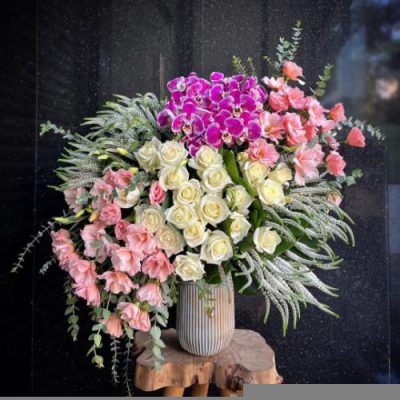 تحویل فوری دسته گل در بهمن خودرو 2843