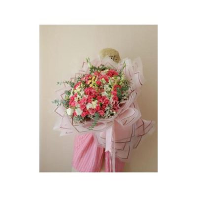 گل‌های رنگی در باکس چوبی برای مادر 4126