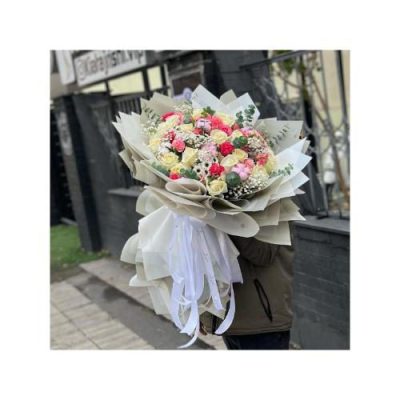 سبد گل طبیعی به سبک مینیمال برای روز مادر 4190