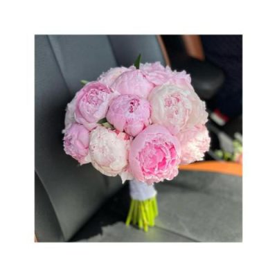 سبد گل سفید برای مادر عزیزم 4228