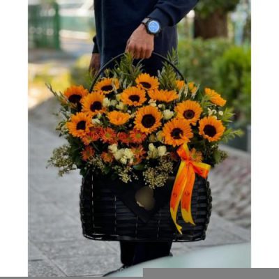 تحویل فوری دسته گل در شهر فرش 2167