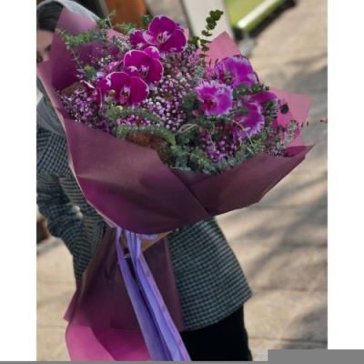 تحویل فوری دسته گل در دنیای فلز 2204