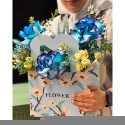 تحویل فوری دسته گل در داتیس خودرو 2217