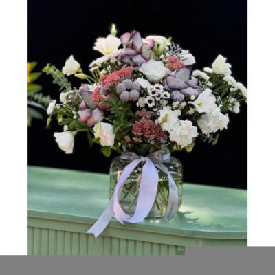 تحویل فوری دسته گل در خیابان وردآورد 2259