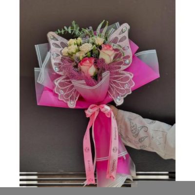 تحویل فوری دسته گل در مرکز خرید آسمان 2476