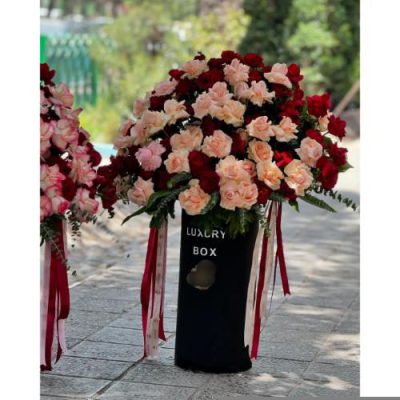 تحویل فوری دسته گل در پاساژ لاله 2525