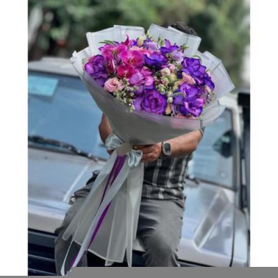 تحویل فوری دسته گل در پاساژ مهستان 2530