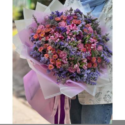 تحویل فوری دسته گل در مرکز خرید اوین سنتر 2558
