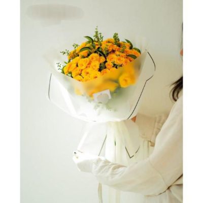 تحویل فوری دسته گل در پاساژ هتل استقلال 2543