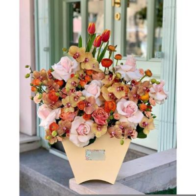 تحویل فوری دسته گل در پاساژ ویلا سنتر 2580