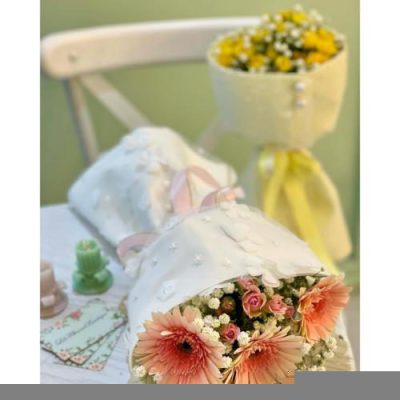 تحویل فوری دسته گل در مرکز خرید پاسارگاد 2568