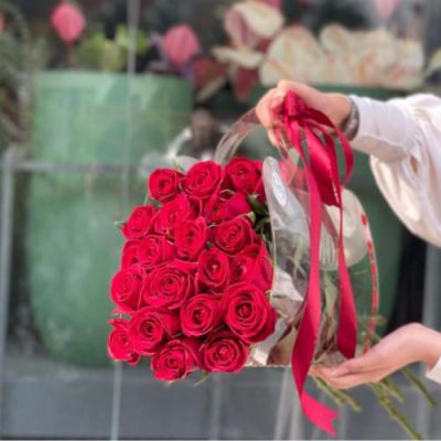 تحویل فوری دسته گل در شرکت مشاوره‌ای امین 2912