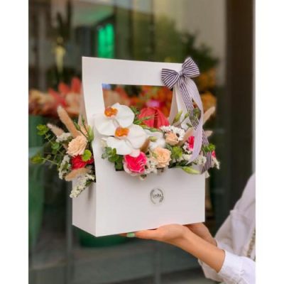تحویل فوری دسته گل در گروه صنعتی ماموت 2963