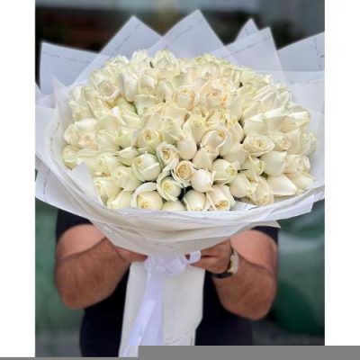 تحویل فوری دسته گل در پگاه ساران 2950