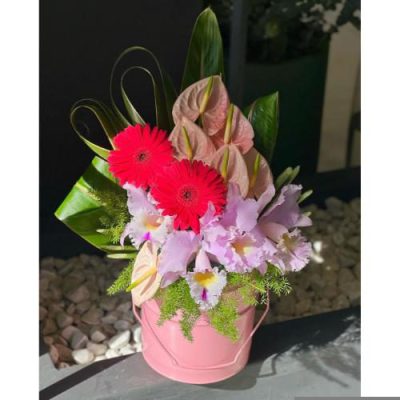 تحویل فوری دسته گل در شرکت نفت و گاز پارس 3022