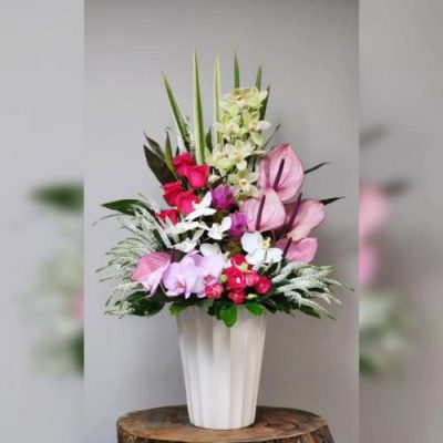 گلفروشی نزدیک رستوران ایرانیان 3748