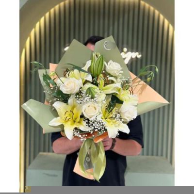 تحویل فوری دسته گل در شرکت ایران خودرو 2687