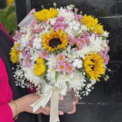 سبد گل طبیعی برای زن دایی عزیز 4285