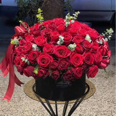 باکس گل لاکچری برای همکار خانم 4283