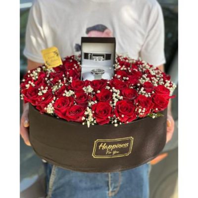 باکس گل زیبا برای همکار خانم در روز مادر 4309