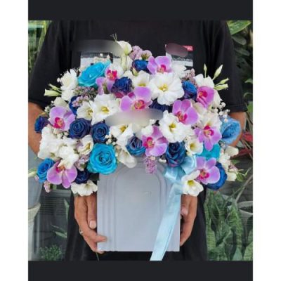باکس گل آنمون و بابونه برای روز مادر 4547