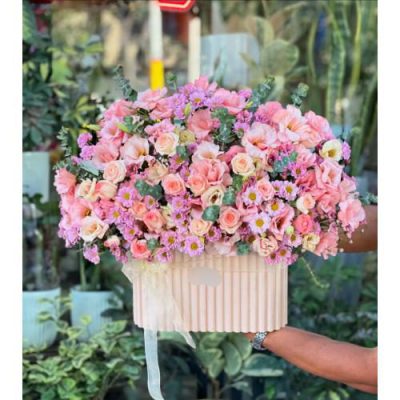 باکس گل آچیلا و بابونه برای روز زن 4564