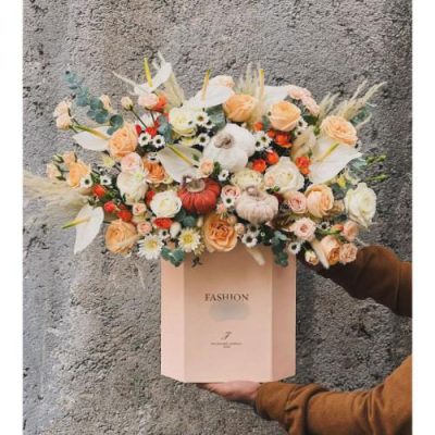 سبد گل با گل‌های معطر برای مادر شوهر 4574
