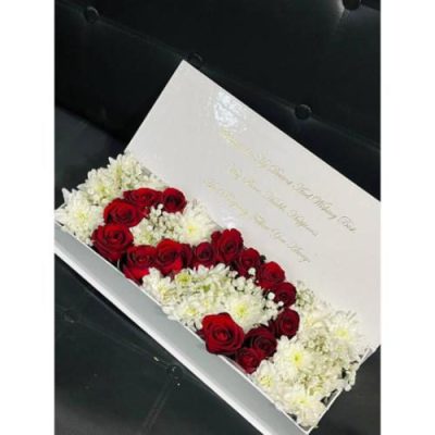 باکس گل فصلی برای همسر گرامی 4305