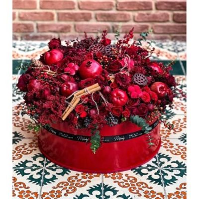 سبد گل شب یلدا برای هدیه به عروس خانم 5043