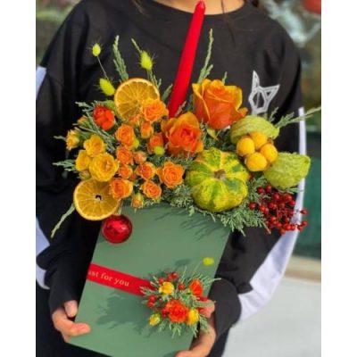 سبد گل شب یلدا برای دختر عزیزم با گل‌های رز و نرگس 5042