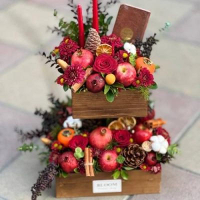 باکس گل شب یلدا با گل‌های مینیاتوری و گل داودی 4823