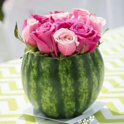 سبد گل شب یلدا برای هدیه به مادر با گل‌های شاداب و زیبا 5074